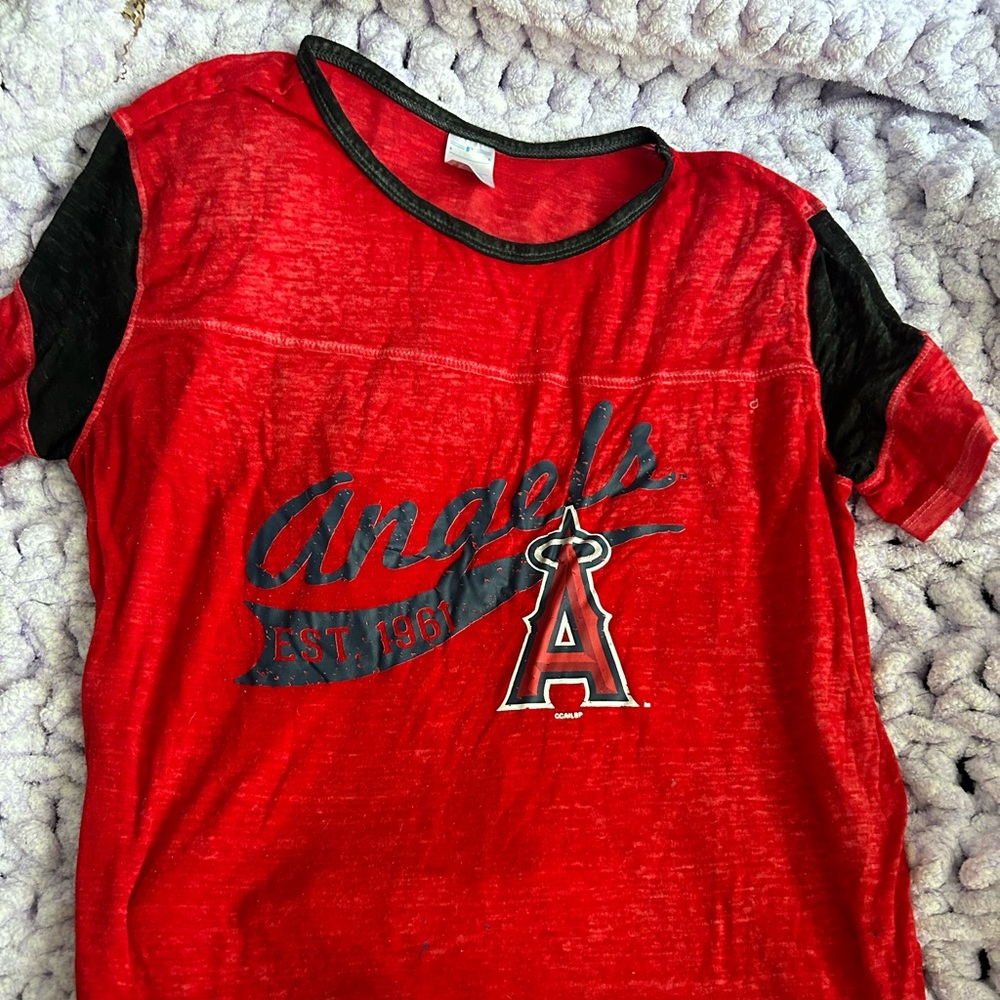 Women’s Angels shirt size Large